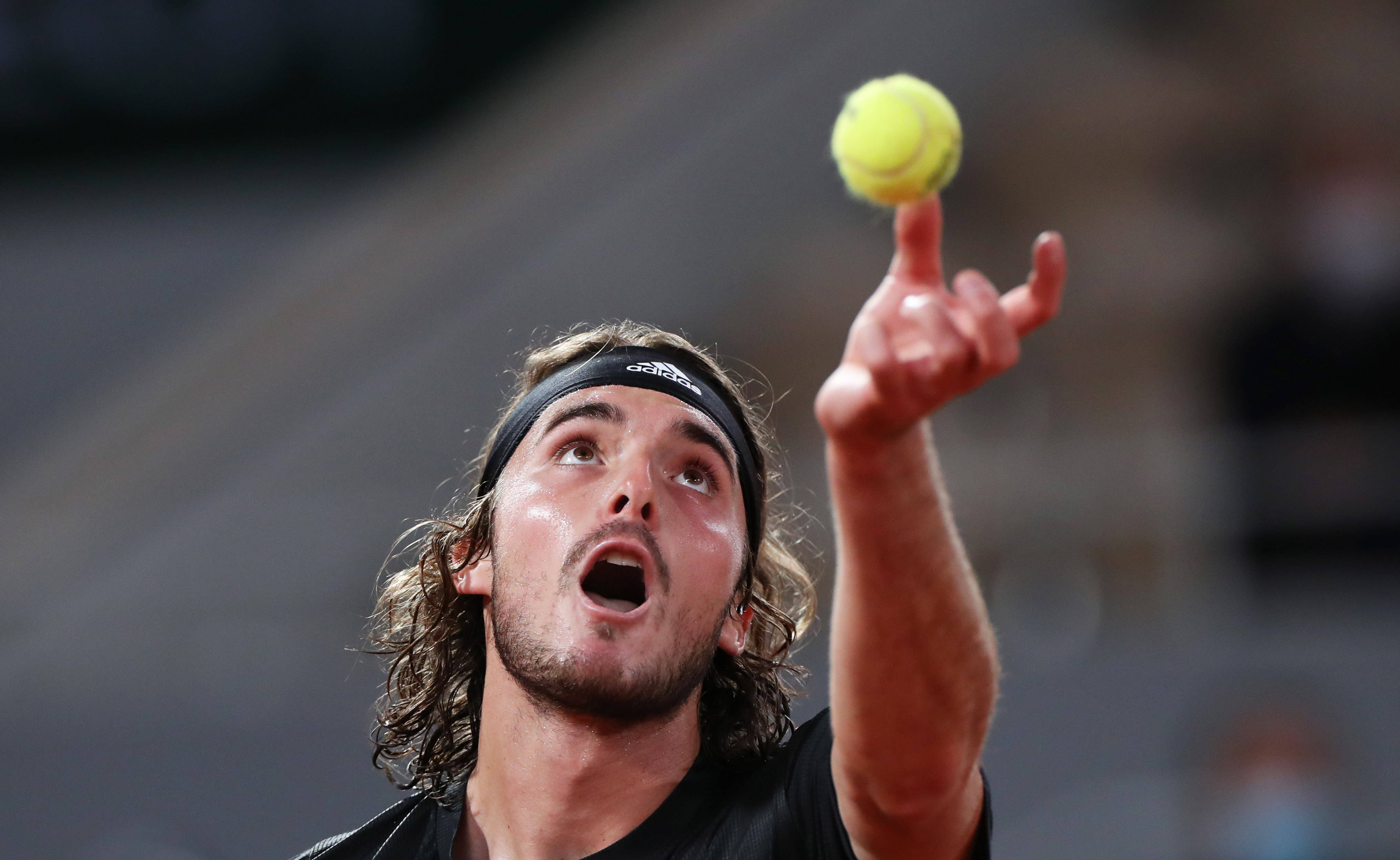 爱游戏在线-戴维斯杯力克年终总决赛，西西帕斯点燃赛场